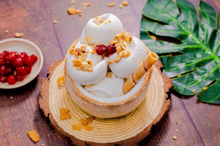 Trải nghiệm ăn kem hồ Tây ngày đông - 2