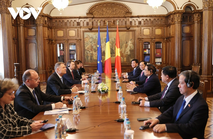 Tổng thống Klaus Iohannis khẳng định Romania luôn coi Việt Nam là đối tác quan trọng nhất ở khu vực Đông Nam Á và mong muốn phát triển quan hệ hợp tác với Việt Nam trên tất cả lĩnh vực