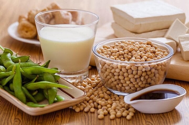 Sữa đậu nành tạo nên nhiều quyền lợi mang đến mức độ khoẻ phái nữ.