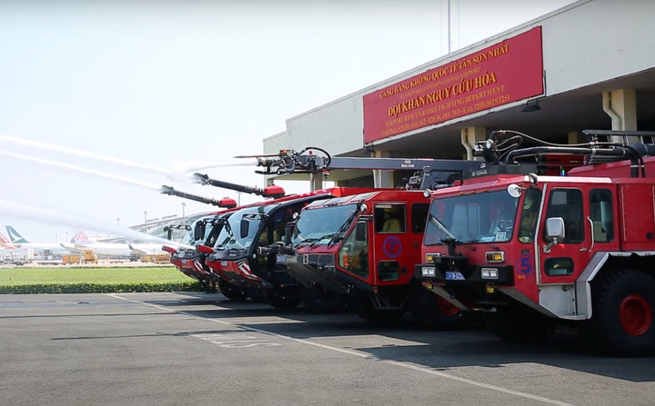 Theo đội trưởng Đội khẩn nguy, chỉ 2 phút để xe cứu hỏa tiếp cận khi có máy bay bị cháy.
