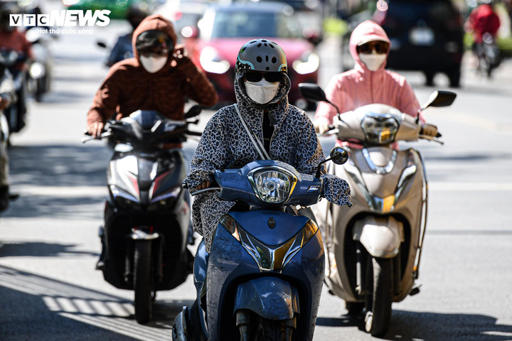 Thời tiết TP.HCM hôm nay 23/1, sáng sớm không khí mát mẻ, trời nhiều nắng, không mưa.