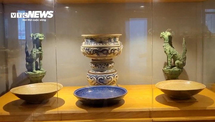 6 hiện vật công nhận năm 2022 gồm 2 chiếc đĩa gốm men ngọc (niên đại thời Lý, thế kỷ XI - XII), đĩa gốm men lam tím và lư hương gốm hoa lam (cùng niên đại thời Lê sơ, thế kỷ XV), 2 đài đồng đốt trầm, nắp tượng nghê (niên đại thế kỷ XVI - XVII).