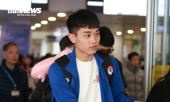 Nguyễn Đình Bắc chơi ấn tượng trong lần đầu tiên tham dự Asian Cup. Tiền vệ của Quảng Nam ghi 1 bàn thắng đẹp vào lưới đội tuyển Nhật Bản. Đình Bắc tin rằng sân chơi số 1 châu Á sẽ là hành trang tốt để anh và các cầu thủ trẻ hướng tới VCK U23 châu Á 2024.