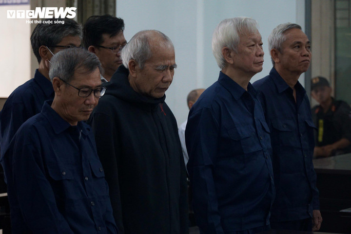 Các bị cáo tại phiên xử dự án Mường Thanh Viễn Triều