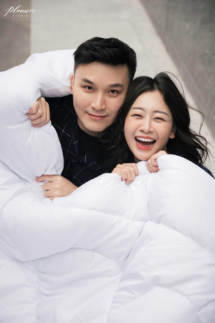 Hóa ra cả hai vợ chồng đều thích chụp ảnh.