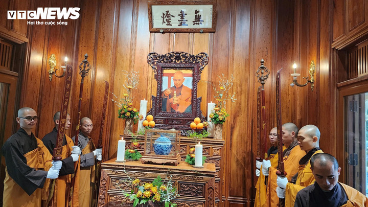 Xá lợi thiền sư được đặt tại thất Lắng Nghe trong Tổ đình Từ Hiếu. (Ảnh: N. Thạnh)