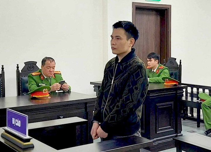 Bị cáo Trịnh Hồng Đăng tại toà.