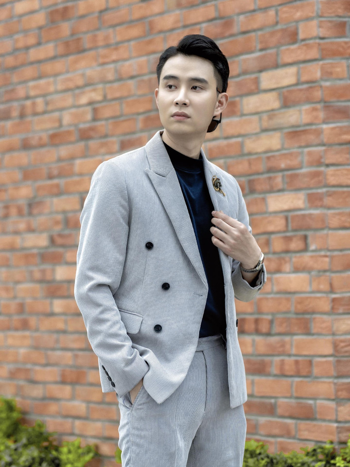 Thịnh Sếu, người sáng tạo nội dung trên mạng xã hội.