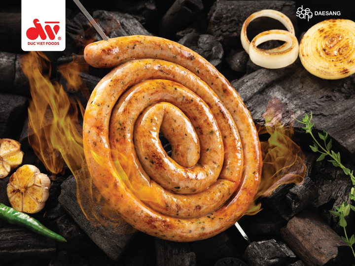 Sản phẩm được mệnh danh là vua xúc xích nướng với hình dáng bắt mắt và hương thơm lạ.