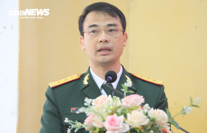 Thượng tá Nguyễn Văn Hòa – Chính trị viên Ban Chỉ huy quân sự huyện Đông Hưng.