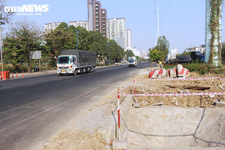 Dự án mở rộng đường Đồng Văn Cống có tổng vốn đầu tư khoảng 42 tỷ đồng.
