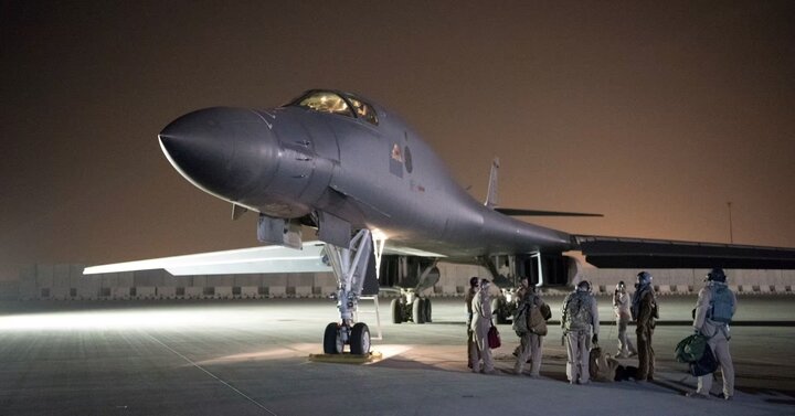 Quân đội Mỹ đã điều động máy bay ném bom B-1 tham gia chiến dịch không kích Syria và Iraq vào đêm 2/2. (Ảnh: Reuters)