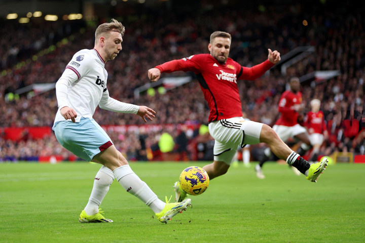 West Ham chiếm ưu thế nhưng Man Utd mới là đội dẫn trước. (Ảnh: Getty Images)