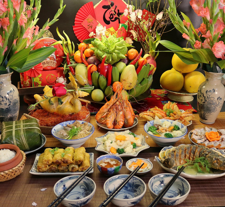 Mâm cỗ Tết truyền thống miền Bắc. (Ảnh: Vũ Thu Hương)