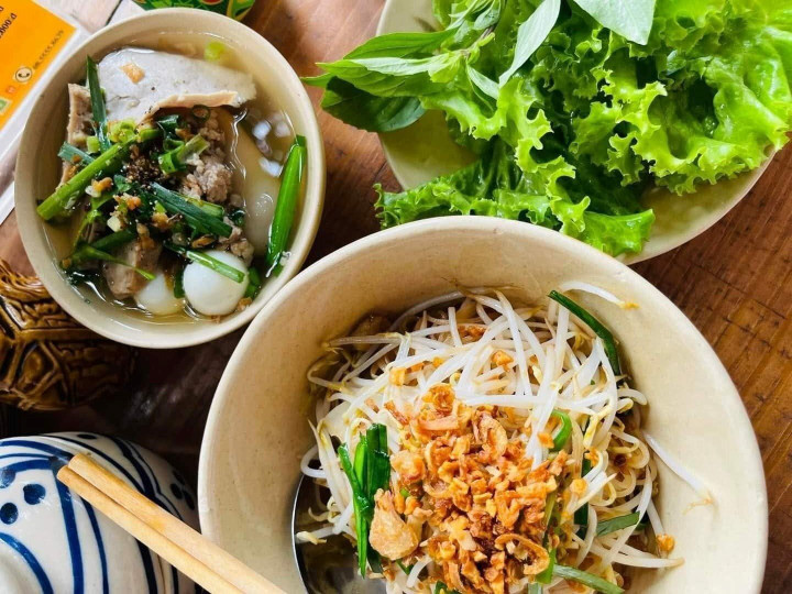 Món hủ tiếu khô. (Ảnh: T.H)