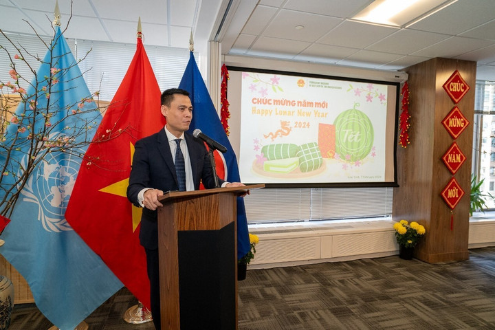 Đại sứ Đặng Hoàng Giang - Trưởng Phái đoàn Việt Nam tại Liên hợp quốc phát biểu tại buổi chiêu đãi. (Ảnh: Quang Huy/TTXVN)