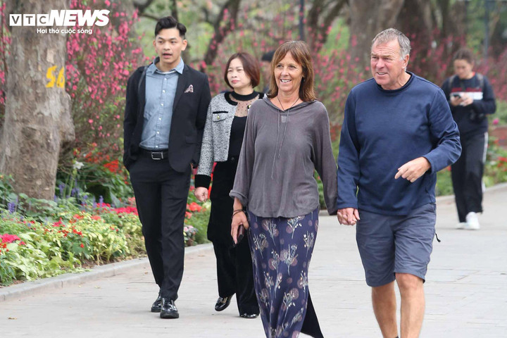 Từ đêm 12/2 đến ngày 14/2, Bắc Bộ và Bắc Trung Bộ mưa vài nơi, sáng sớm có sương mù và sương mù nhẹ rải rác, trưa và chiều hửng nắng. (Ảnh minh họa: Viên Minh)