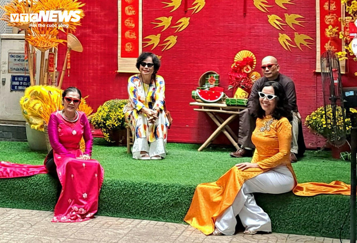 Thời tiết TP.HCM ngày 13/2, ít mây, không mưa, trời nắng và nắng nóng.