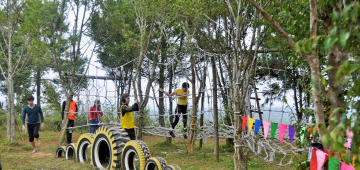 Sơn Tinh Camp có nhiều hoạt động vui chơi thú vị, rất phù hợp cho teambuilding công ty, tập thể.