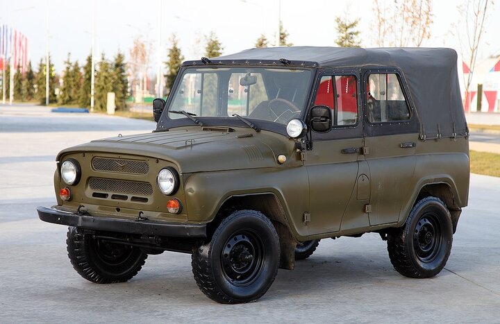 UAZ-469 là chiếc SUV địa hình cỡ nhỏ được sản xuất tại Liên Xô. (Ảnh: Wikipedia)
