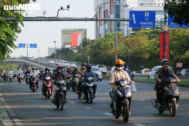 Thời tiết TP.HCM hôm nay 18/2 duy trì trạng thái thời tiết ít mây, trời nắng nóng.