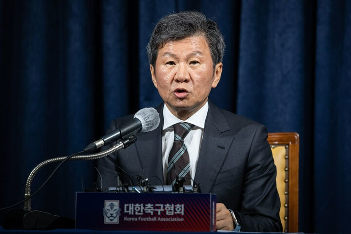 Ông Chung Mong-gyu bị tố bổ nhiệm HLV trưởng sai quy trình.