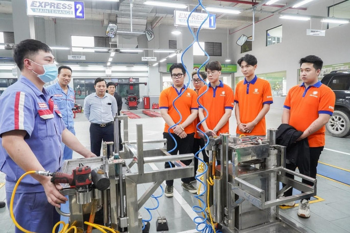 Sinh viên ngành Công nghệ kỹ thuật ô tô.