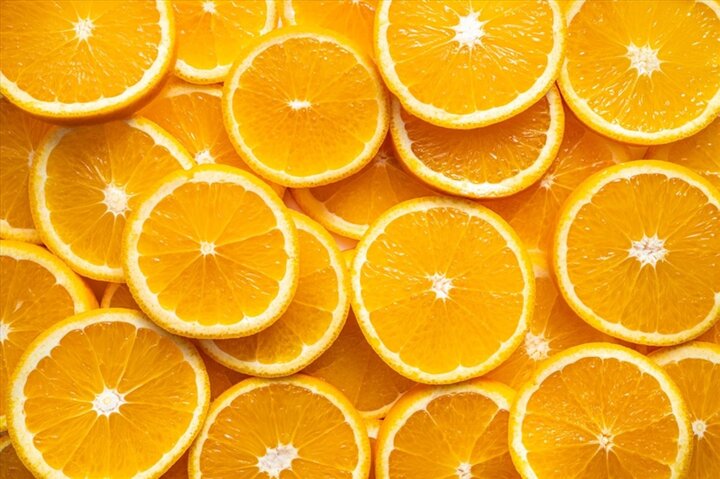Cam là một trong những loại trái cây giúp bổ sung vitamin C cho cơ thể. (Ảnh: Xinhua)
