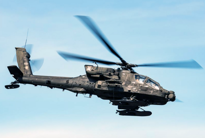 Trực thăng tấn công AH-64 Apache của quân đội Mỹ. (Ảnh: military.com)