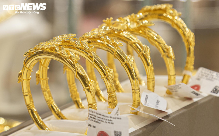 Giá vàng trong nước liên tục tăng, hướng đến mốc 80 triệu đồng/lượng (Ảnh: Minh Đức)