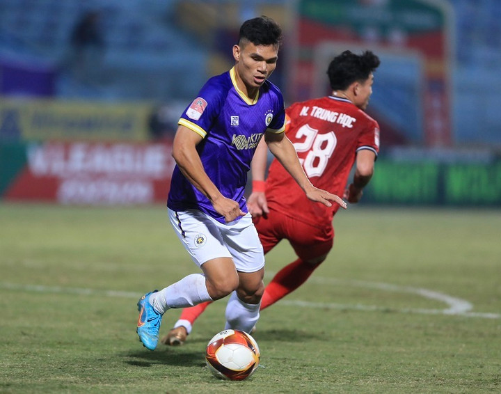 Bình Dương chạm trán Hà Tĩnh tại V-League