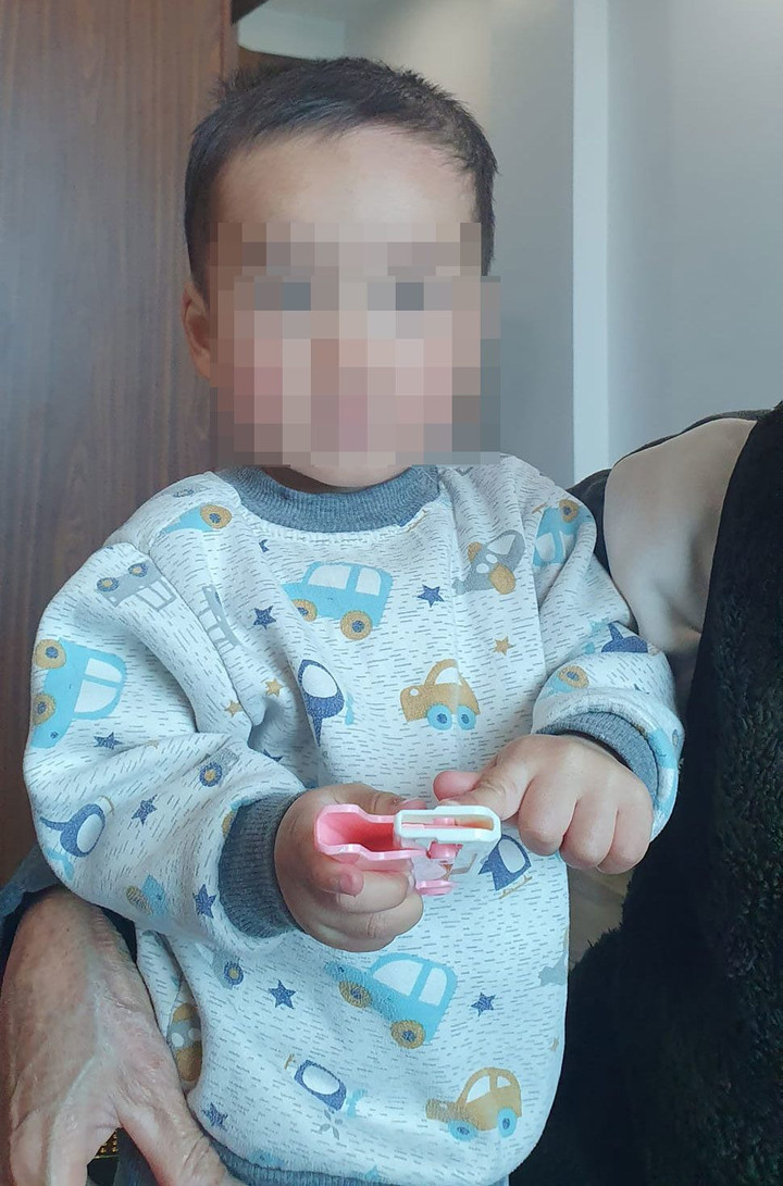 Bé trai 18 tháng bị bỏ rơi vẫn chưa có người đến nhận.