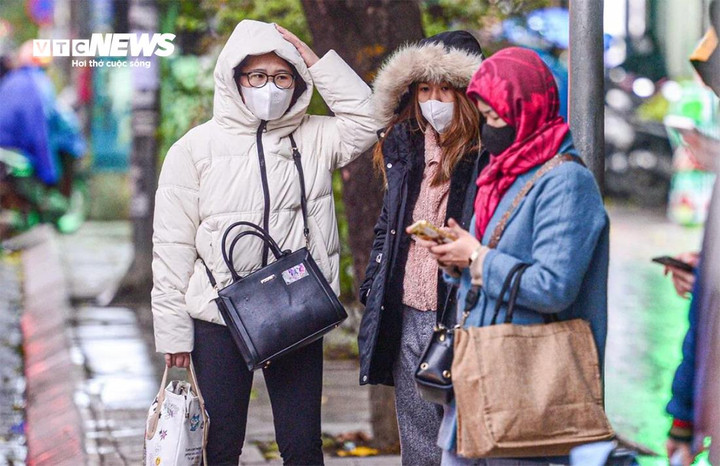 Không khí lạnh liên tục tăng cường, miền Bắc đang trải qua đợt rét kéo dài. (Ảnh minh hoạ: Viên Minh)