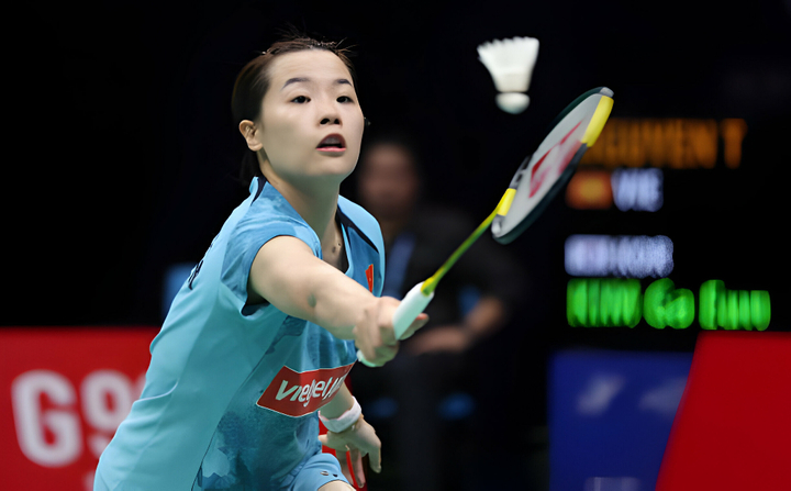 Nguyễn Thùy Linh gặp nhiều khó khăn trước Mia Blichfeldt.