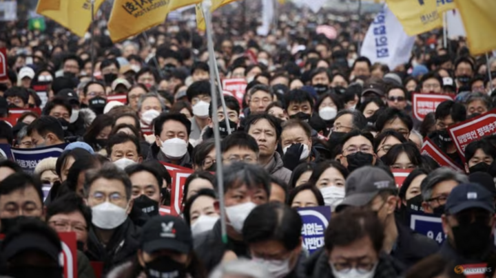 Hàn Quốc bắt đầu áp đặt các biện pháp mạnh tay với các bác sĩ đình công. (Ảnh: Reuters)