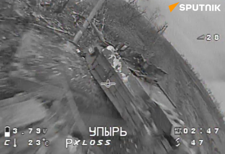 Hình ảnh được cho là chiếc xe tăng M1 Abrams bị lực lượng Nga phá hủy ở Ukraine. (Ảnh: X)