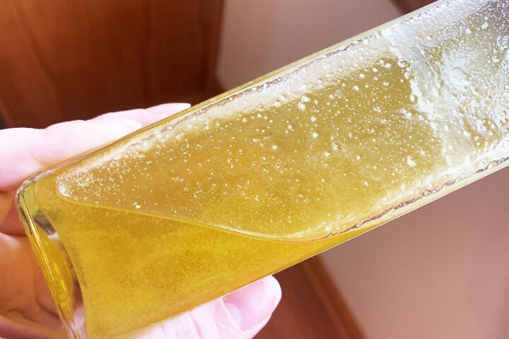 Do thành phần axit béo trong dầu mà chai dầu ăn có "điểm đông" khác nhau. (Ảnh: Taste of Home)