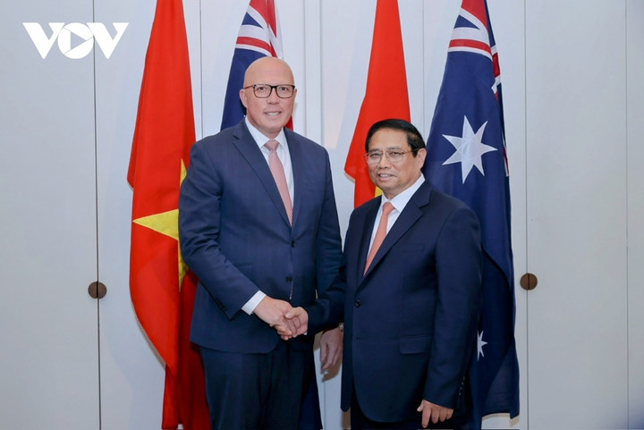 Thủ tướng Chính phủ Phạm Minh Chính và Lãnh đạo Đảng Tự do Australia Peter Dutto.