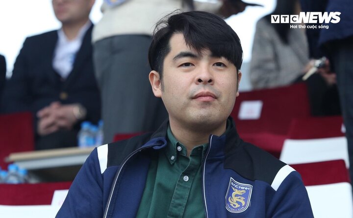 Liên đoàn bóng đá Hàn Quốc liên hệ với Lee Dong-jun, đại diện của HLV Park Hang Seo để hỏi về khả năng ông dẫn dắt đội tuyển quê nhà.