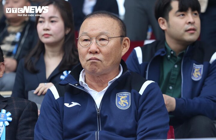 Huấn luyện viên Park Hang Seo hiện là cố vấn của câu lạc bộ Bắc Ninh.