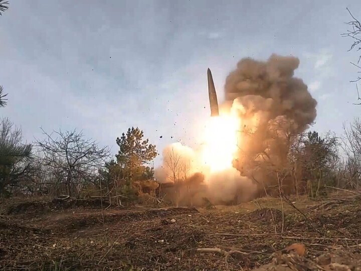 Một vụ phóng tên lửa Iskander của Nga.