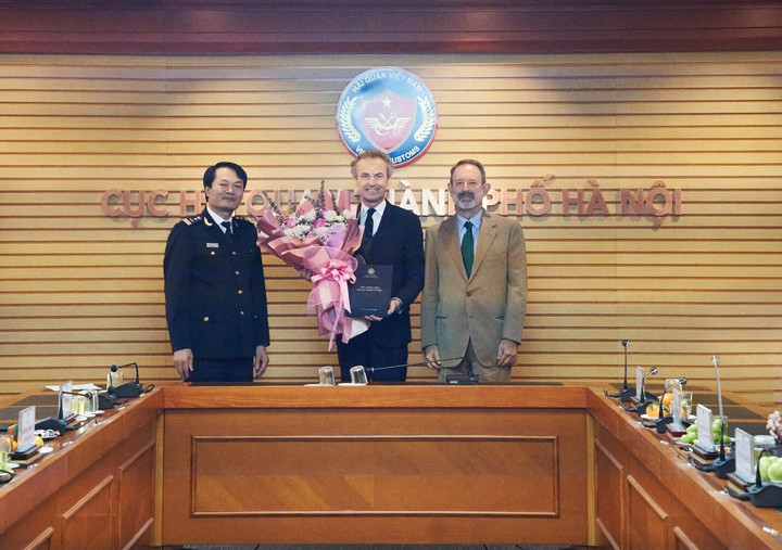 Piaggio Việt Nam được công nhận doanh nghiệp ưu tiên bởi Tổng cục Hải quan - 1