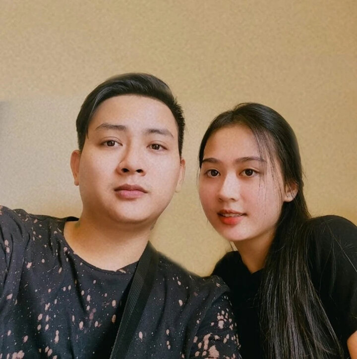 Hoài Lâm và bạn gái công khai hẹn hò vào tháng 3/2024.