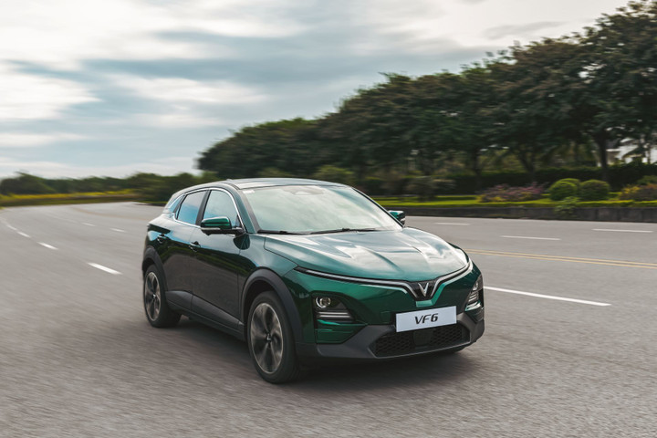 Với chi phí dưới 8 triệu đồng mỗi tháng, khách hàng đã có thể sở hữu VF 5 Plus, VF 6 hoặc VF e34.