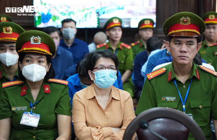 Bị cáo Đỗ Thị Nhàn tại phiên toà hôm nay.