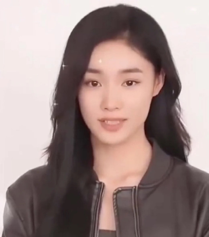 Hình ảnh Bao Rong được tái tạo nhờ AI. (Ảnh: Weibo)