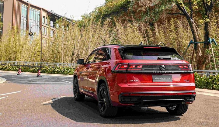 Nhiều khả năng Volkswagen Teramont X sẽ có giá bán khoảng 2 tỷ đồng.