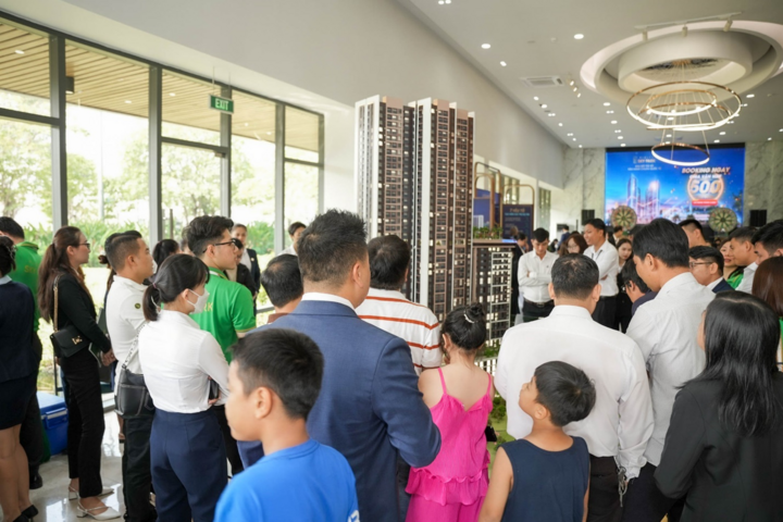 Nhu cầu tìm kiếm căn hộ tầm trung vẫn tăng cao.
