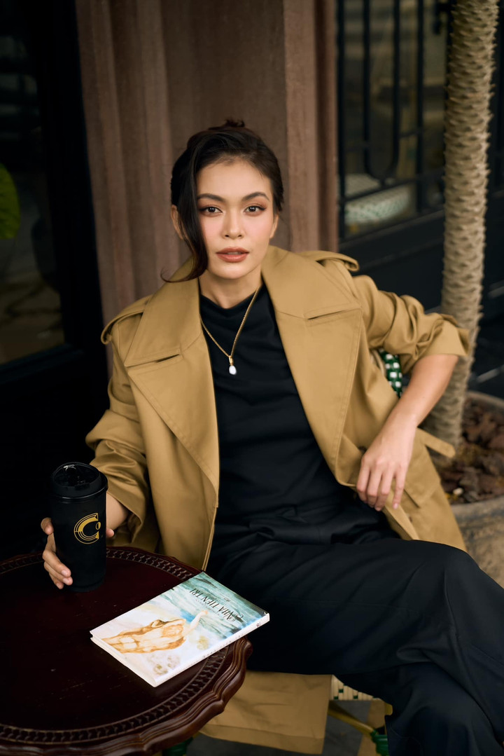 "Không phải cứ có danh xưng Á hậu, người đẹp thì phải kết hôn với đại gia", Mâu Thủy khẳng định.