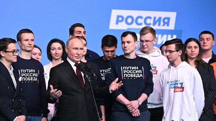 Tổng thống Putin cho rằng, trong giai đoạn nước Nga phải đối mặt với nhiều thách thức, người dân nước này sẽ vượt qua mọi khó khăn nếu giữ vững tinh thần đoàn kết. (Ảnh: Sputnik)